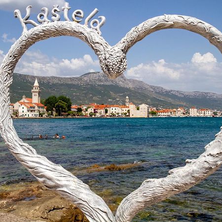 Seaside Gateway Apartment Kaštela Buitenkant foto