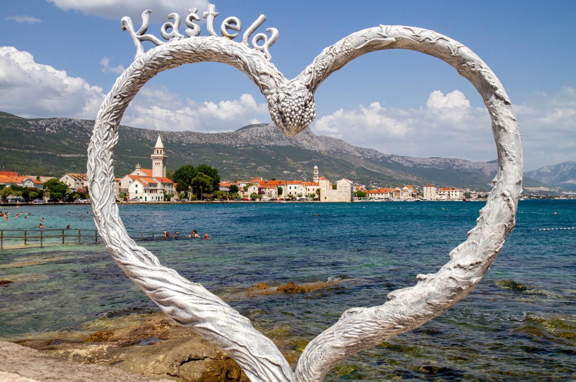 Seaside Gateway Apartment Kaštela Buitenkant foto