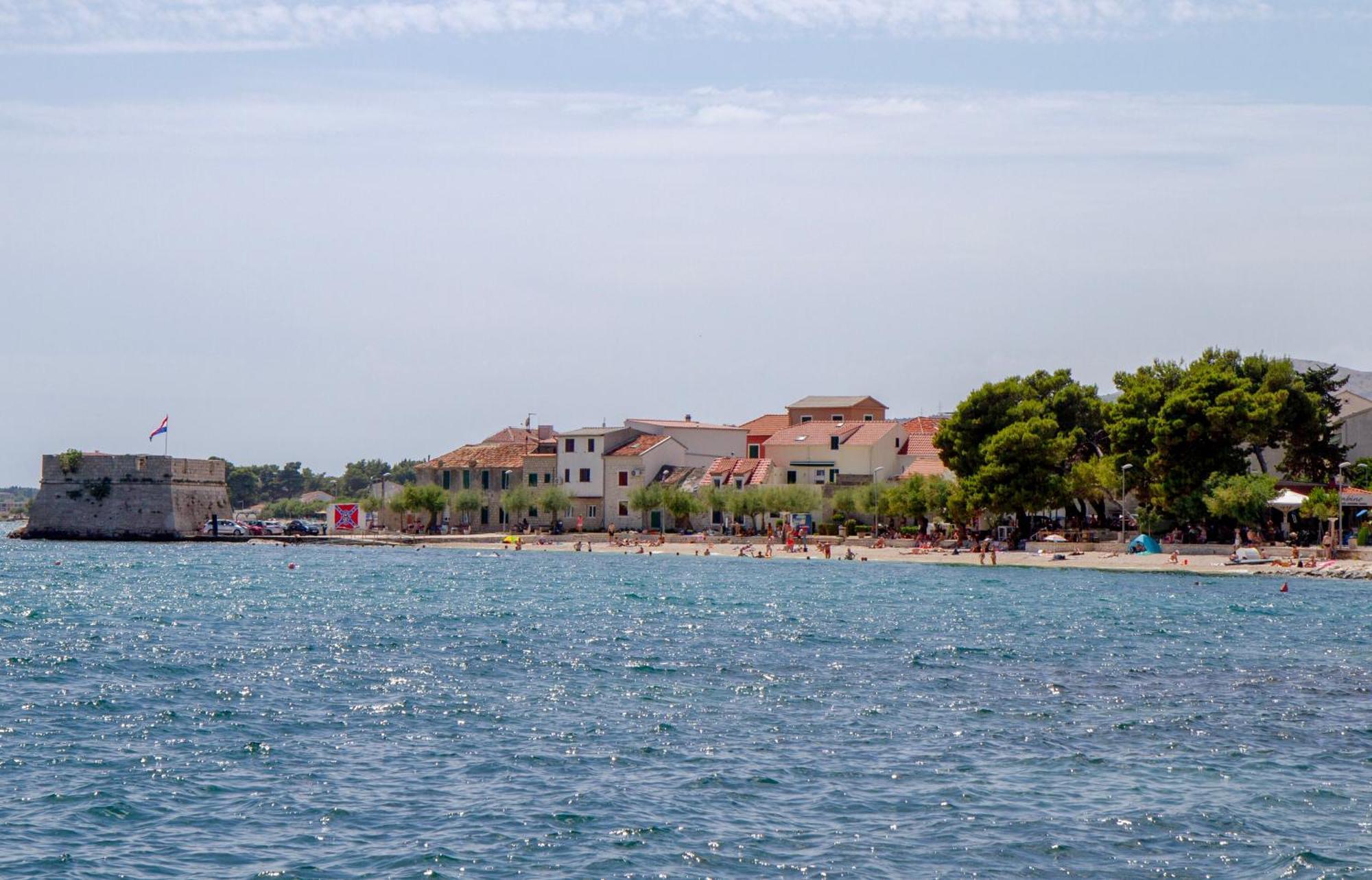 Seaside Gateway Apartment Kaštela Buitenkant foto