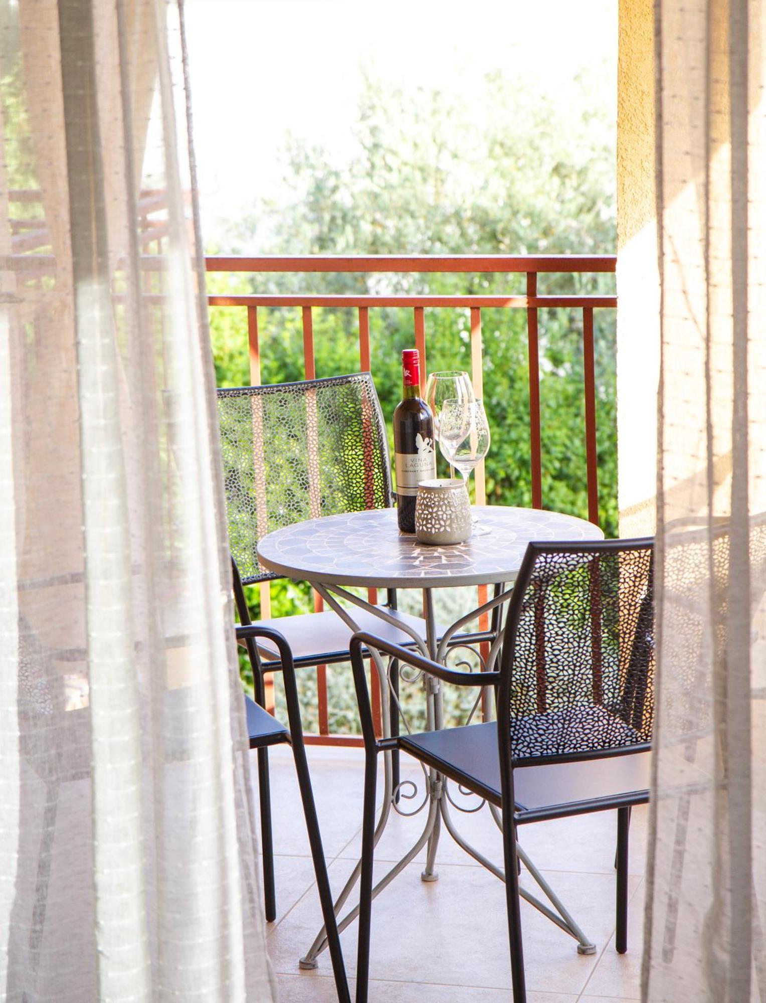 Seaside Gateway Apartment Kaštela Buitenkant foto
